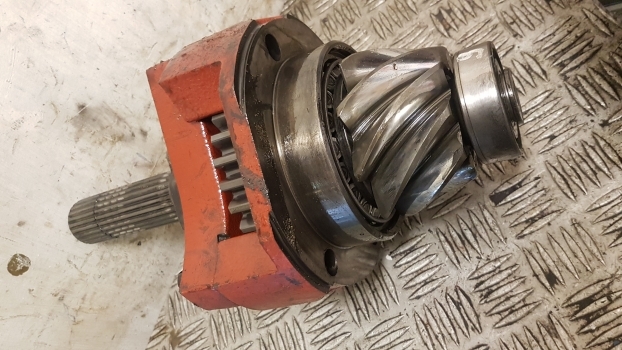 Ford 655, 655a, 555, 555a, 555b Rear Axle Bevel Gear, Differential E2nn4209ec - Diferenciál pro Traktor: obrázek 4 Ford 655, 655a, 555, 555a, 555b Rear Axle Bevel Gear, Differential E2nn4209ec - Diferenciál pro Traktor: obrázek 4