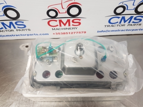 Ford 6610, 4610, 7610 Dash Clock, Instrument Cluster D8nn10849tb, 83953544 - Palubní deska pro Traktor: obrázek 4 Ford 6610, 4610, 7610 Dash Clock, Instrument Cluster D8nn10849tb, 83953544 - Palubní deska pro Traktor: obrázek 4