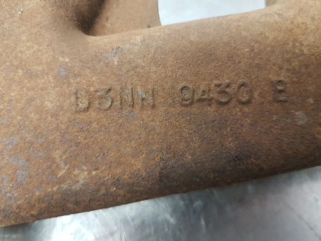 Ford 6610 Exhaust Manifold D3nn9430b, 1837151, 81837151 - Výfukový svod pro Traktor: obrázek 3 Ford 6610 Exhaust Manifold D3nn9430b, 1837151, 81837151 - Výfukový svod pro Traktor: obrázek 3