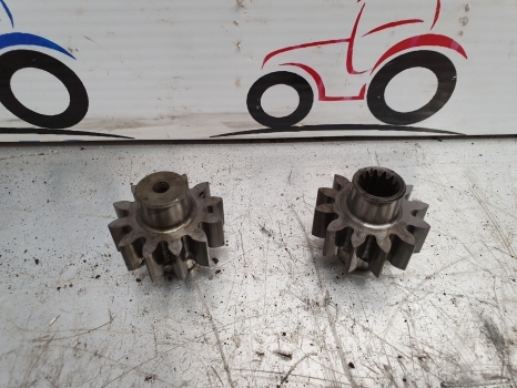 Ford 6640, 5640, 7740, 7840, 8240, 8340 Hydraulic Pump Gear Z 12 - Hydraulické čerpadlo pro Traktor: obrázek 1 Ford 6640, 5640, 7740, 7840, 8240, 8340 Hydraulic Pump Gear Z 12 - Hydraulické čerpadlo pro Traktor: obrázek 1
