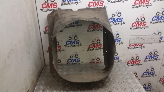 Ford 6710, 7710 Radiator Cowling E5nn8146ba, E5nn8146da - Chladící systém pro Traktor: obrázek 1 Ford 6710, 7710 Radiator Cowling E5nn8146ba, E5nn8146da - Chladící systém pro Traktor: obrázek 1