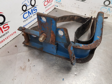 Ford 7610 5610, 6610, 6810, 7710 Sq Cab Fuel Tank Support E4nn9n204ab - Palivová nádrž: obrázek 5 Ford 7610 5610, 6610, 6810, 7710 Sq Cab Fuel Tank Support E4nn9n204ab - Palivová nádrž: obrázek 5