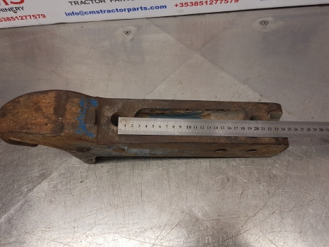 Rám/ Šasi Ford 7810, 6610, 6410, 7710, 8210 Hook For Fwd. E0nne918ac29b, 83943810: obrázek 9