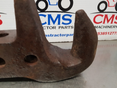 Ford 7810, 6610, 6410, 7710, 8210 Hook For Fwd. E0nne918ac29b, 83943810 - Rám/ Šasi: obrázek 3 Ford 7810, 6610, 6410, 7710, 8210 Hook For Fwd. E0nne918ac29b, 83943810 - Rám/ Šasi: obrázek 3