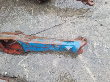Ford 7840, 6640, 5640 Front Axle Housing Car125160, 19013 , Car128939, 82850149 - Přední náprava: obrázek 2 Ford 7840, 6640, 5640 Front Axle Housing Car125160, 19013 , Car128939, 82850149 - Přední náprava: obrázek 2
