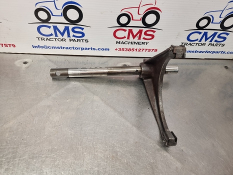 Ford 7840, 7740, 40 Series, Transmission Control Fork F0nn7230ca, 81863902 - Transmise: obrázek 3 Ford 7840, 7740, 40 Series, Transmission Control Fork F0nn7230ca, 81863902 - Transmise: obrázek 3