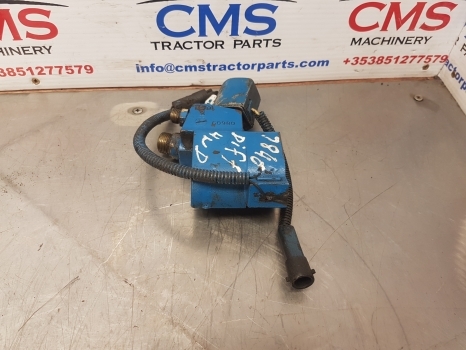 Ford 7840 Rear Differential Actuator Coupling 82014572, F0nn2n456ae, F0nn2n456af - Diferenciál pro Traktor: obrázek 2 Ford 7840 Rear Differential Actuator Coupling 82014572, F0nn2n456ae, F0nn2n456af - Diferenciál pro Traktor: obrázek 2