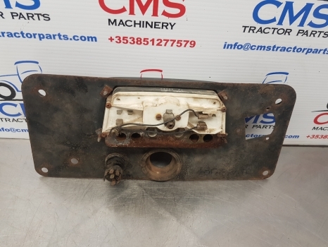 Ford Digger 10 Series, 555 Dashboard, Clock, Instrument Cluster D8nn10849ua - Palubní deska pro Zemědělská technika: obrázek 4 Ford Digger 10 Series, 555 Dashboard, Clock, Instrument Cluster D8nn10849ua - Palubní deska pro Zemědělská technika: obrázek 4