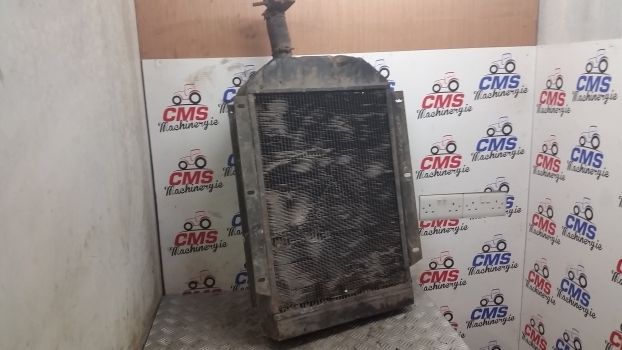 Ford Engine Water Cooling Radiator 5 - Chladič pro Traktor: obrázek 5 Ford Engine Water Cooling Radiator 5 - Chladič pro Traktor: obrázek 5