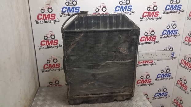 Ford Engine Water Cooling Radiator With Cowling 1 - Chladič pro Traktor: obrázek 3 Ford Engine Water Cooling Radiator With Cowling 1 - Chladič pro Traktor: obrázek 3