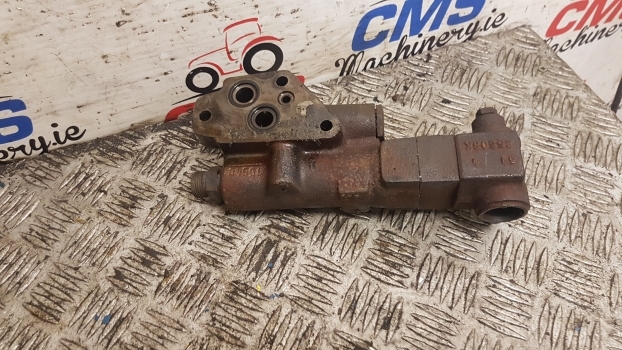Ford, New Holland 40, Ts S. Trailer Brake Valve Distributor 81874969, 1535108113 - Brzdový ventil pro Traktor: obrázek 4 Ford, New Holland 40, Ts S. Trailer Brake Valve Distributor 81874969, 1535108113 - Brzdový ventil pro Traktor: obrázek 4