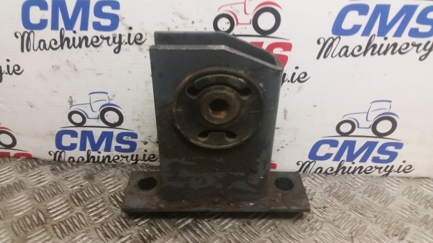 Ford New Holland 40, Ts Series Cab Mount 82021818 , 82021777 , 81866330 - Podvěs kabiny pro Traktor: obrázek 5 Ford New Holland 40, Ts Series Cab Mount 82021818 , 82021777 , 81866330 - Podvěs kabiny pro Traktor: obrázek 5