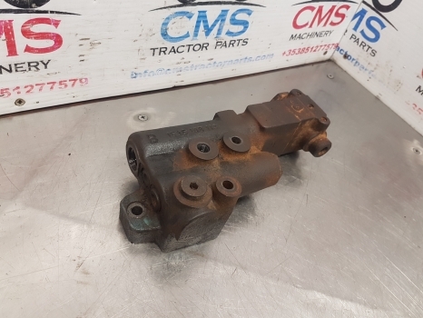 Ford New Holland 7840, 40 Serie Hydraulic Brake Valve For Parts Only F0nn2n073bd - Brzdový ventil pro Traktor: obrázek 3 Ford New Holland 7840, 40 Serie Hydraulic Brake Valve For Parts Only F0nn2n073bd - Brzdový ventil pro Traktor: obrázek 3