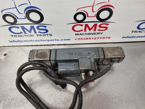 Ford New Holland Ts, 40, 60 Hydraulic Lift Valve 54155-a, F0nnr921ab, 82011395 - Hydraulika: obrázek 4 Ford New Holland Ts, 40, 60 Hydraulic Lift Valve 54155-a, F0nnr921ab, 82011395 - Hydraulika: obrázek 4