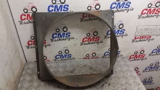 Ford Radiator Cowling D5nn8146, Please See The Description - Chladící systém pro Traktor: obrázek 1 Ford Radiator Cowling D5nn8146, Please See The Description - Chladící systém pro Traktor: obrázek 1
