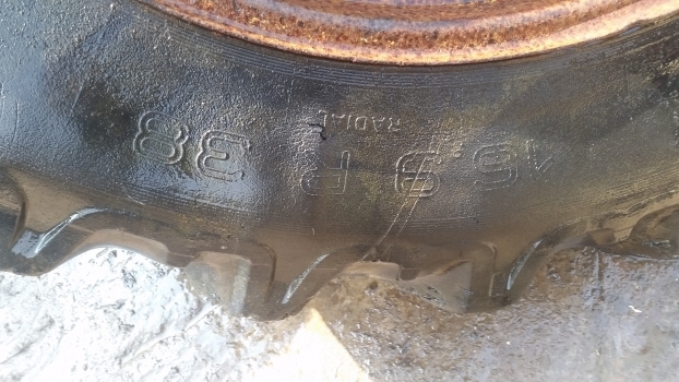 Ford Rear Wheel And Tyre 16.9-38. Please Check By The Photos. - Kompletní kolo pro Traktor: obrázek 3 Ford Rear Wheel And Tyre 16.9-38. Please Check By The Photos. - Kompletní kolo pro Traktor: obrázek 3