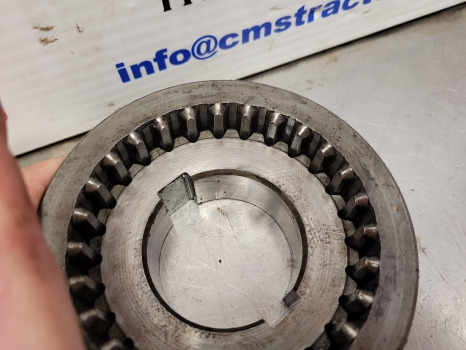 Ford Tw 20 Coupling Sliding Gear Assy D8nn7n072aa, E6nn7n072ca, 83959166 - Transmise: obrázek 5 Ford Tw 20 Coupling Sliding Gear Assy D8nn7n072aa, E6nn7n072ca, 83959166 - Transmise: obrázek 5