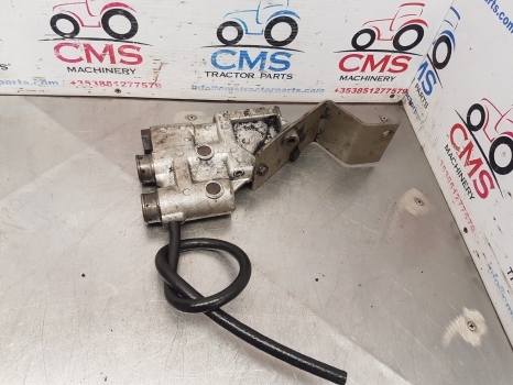 Ford Tw, Ts, 40, 10, 7840 Series Hydraulic Spool Coupling E9nnr963ab , 87382001 - Hydraulika pro Traktor: obrázek 3 Ford Tw, Ts, 40, 10, 7840 Series Hydraulic Spool Coupling E9nnr963ab , 87382001 - Hydraulika pro Traktor: obrázek 3