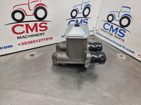Ford Tw10, Tw Series, 9600 Brake Master Cylinder C7nn2140a, D3nn2140a - Brzdové díly pro Zemědělská technika: obrázek 2 Ford Tw10, Tw Series, 9600 Brake Master Cylinder C7nn2140a, D3nn2140a - Brzdové díly pro Zemědělská technika: obrázek 2