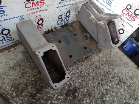 Hyundai Robex 130lc-3, R130lc3, R130w3 Control Panel Assy 71e6-25032, 71e6-25012 - Kabina a interiér pro Traktor: obrázek 3 Hyundai Robex 130lc-3, R130lc3, R130w3 Control Panel Assy 71e6-25032, 71e6-25012 - Kabina a interiér pro Traktor: obrázek 3