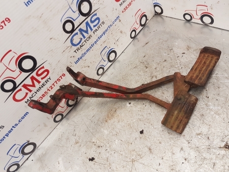 International Case 84 Series 584, 684, 784, 884 Brake Pedal Kit - Brzdové díly pro Traktor: obrázek 2 International Case 84 Series 584, 684, 784, 884 Brake Pedal Kit - Brzdové díly pro Traktor: obrázek 2