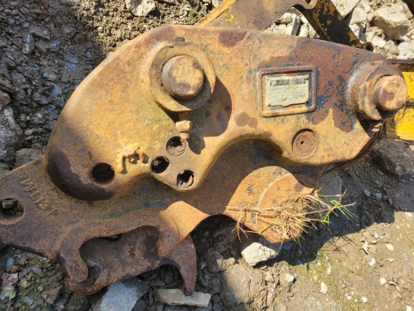 Jcb Jz140, Js130, Jx145 Quick Hitch 980/90497, 980/89220 - Rychloupínací pro Rýpadlo: obrázek 2 Jcb Jz140, Js130, Jx145 Quick Hitch 980/90497, 980/89220 - Rychloupínací pro Rýpadlo: obrázek 2