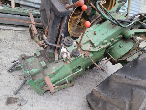 John Deere 2130 Transmission Gearbox For Parts Complete Backend Pto, Differential, Bevel Gear - Převodovka: obrázek 2 John Deere 2130 Transmission Gearbox For Parts Complete Backend Pto, Differential, Bevel Gear - Převodovka: obrázek 2