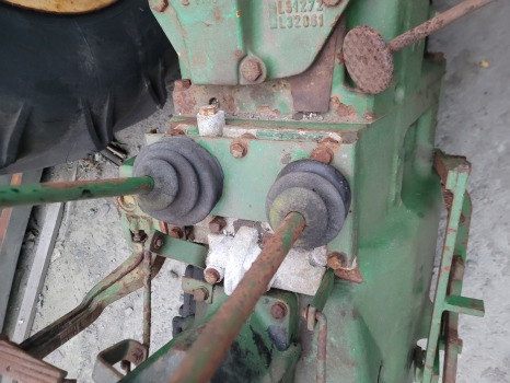 John Deere 2130 Transmission Gearbox For Parts Complete Backend Pto, Differential, Bevel Gear - Převodovka: obrázek 4 John Deere 2130 Transmission Gearbox For Parts Complete Backend Pto, Differential, Bevel Gear - Převodovka: obrázek 4