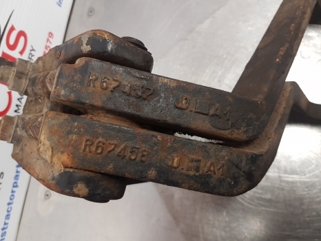 John Deere 2955, 2350, 2550, 2750, 2755 Brake Pump Actuator R67457 - Brzdové díly pro Traktor: obrázek 3 John Deere 2955, 2350, 2550, 2750, 2755 Brake Pump Actuator R67457 - Brzdové díly pro Traktor: obrázek 3