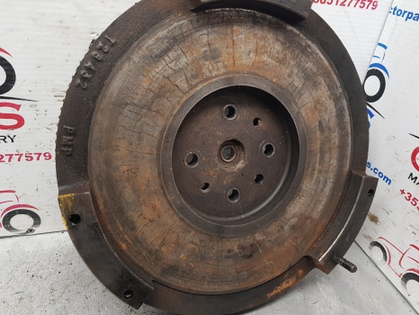 John Deere 3130, 3030, 1830, 2030, 2130 Flywheel Ar92508, At26482, T28432 - Setrvačník: obrázek 5 John Deere 3130, 3030, 1830, 2030, 2130 Flywheel Ar92508, At26482, T28432 - Setrvačník: obrázek 5