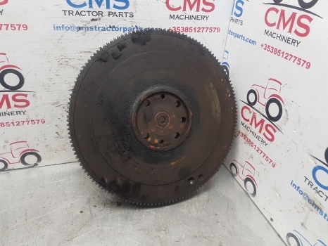 John Deere 3130, 3030, 1830, 2030, 2130 Flywheel At26482, Ar92508 - Setrvačník pro Traktor: obrázek 2 John Deere 3130, 3030, 1830, 2030, 2130 Flywheel At26482, Ar92508 - Setrvačník pro Traktor: obrázek 2