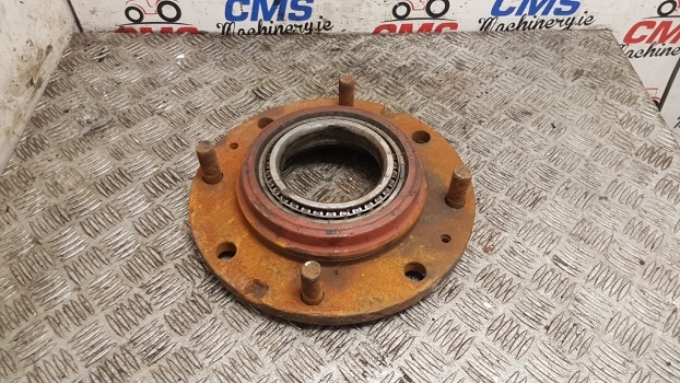 John Deere 3200 ,3400 Hub Bolt Plate Z72470 - Hlava pro Traktor: obrázek 1 John Deere 3200 ,3400 Hub Bolt Plate Z72470 - Hlava pro Traktor: obrázek 1