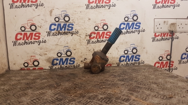 John Deere 3215, 3220 Front Fwd Drive Propeller Shaft - Kardan pro Traktor: obrázek 3 John Deere 3215, 3220 Front Fwd Drive Propeller Shaft - Kardan pro Traktor: obrázek 3
