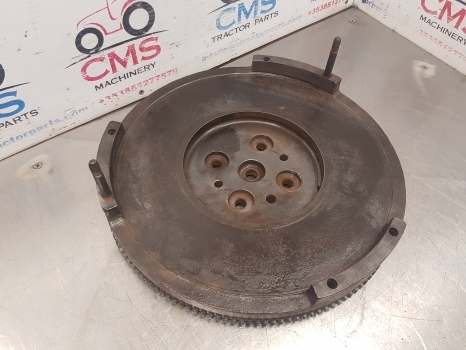 John Deere 3350, 2130, 2135, 2355 40, 50 And 55 Series Flywheel Re18678 - Setrvačník pro Traktor: obrázek 4 John Deere 3350, 2130, 2135, 2355 40, 50 And 55 Series Flywheel Re18678 - Setrvačník pro Traktor: obrázek 4