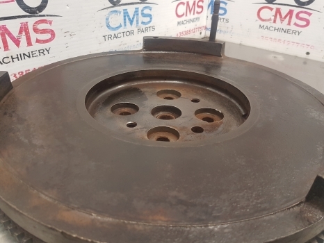 John Deere 3350, 2130, 2135, 2355 40, 50 And 55 Series Flywheel Re18678 - Setrvačník pro Traktor: obrázek 5 John Deere 3350, 2130, 2135, 2355 40, 50 And 55 Series Flywheel Re18678 - Setrvačník pro Traktor: obrázek 5