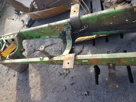 John Deere 6110 Main Frame Assy Al154823, Al114447, Al116521 - Podvěs kabiny: obrázek 4 John Deere 6110 Main Frame Assy Al154823, Al114447, Al116521 - Podvěs kabiny: obrázek 4