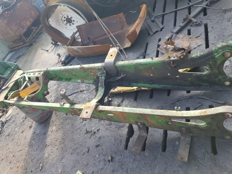 John Deere 6110 Main Frame Assy Al154823, Al114447, Al116521 - Podvěs kabiny: obrázek 1 John Deere 6110 Main Frame Assy Al154823, Al114447, Al116521 - Podvěs kabiny: obrázek 1