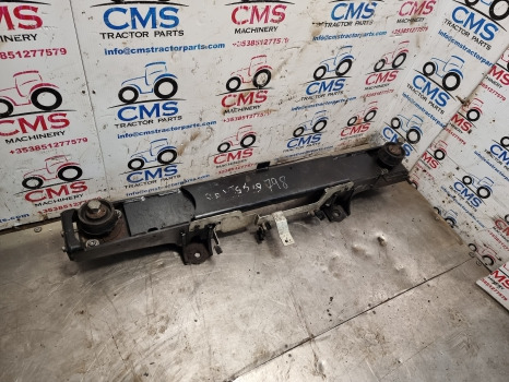 John Deere 6145r, 6r Series, Cab Platform Bracket Al223532, Al221850 - Podvěs kabiny: obrázek 4 John Deere 6145r, 6r Series, Cab Platform Bracket Al223532, Al221850 - Podvěs kabiny: obrázek 4