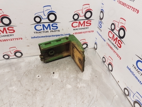 John Deere 6200, Se6300, 6400 Cab Suspension Bracket Front Lhs Al115467, Al79681 - Podvěs kabiny pro Traktor: obrázek 4 John Deere 6200, Se6300, 6400 Cab Suspension Bracket Front Lhs Al115467, Al79681 - Podvěs kabiny pro Traktor: obrázek 4