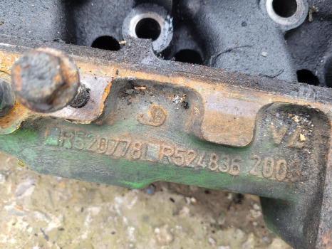 John Deere 6230, 6330, 6430 Engine Cylinder Head R524836, R520778, Re525458 - Hlava válců: obrázek 3 John Deere 6230, 6330, 6430 Engine Cylinder Head R524836, R520778, Re525458 - Hlava válců: obrázek 3