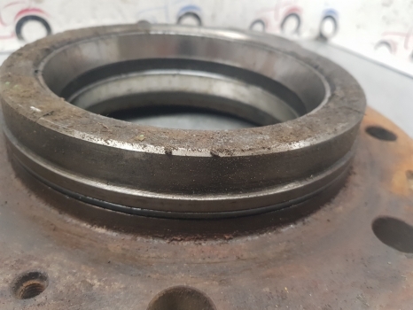 John Deere 6610 Deutz Zf Front Hub Bolt Plate L101713, 4475407037, 4475307037 - Hlava pro Traktor: obrázek 5 John Deere 6610 Deutz Zf Front Hub Bolt Plate L101713, 4475407037, 4475307037 - Hlava pro Traktor: obrázek 5