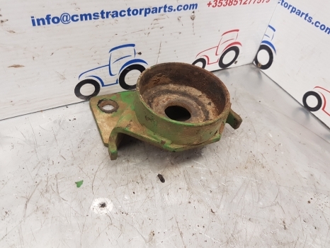 John Deere Se, 6200, 6400 Cab Suspension Bracket Rear Lhs Al75741, Al160993 - Podvěs kabiny pro Traktor: obrázek 1 John Deere Se, 6200, 6400 Cab Suspension Bracket Rear Lhs Al75741, Al160993 - Podvěs kabiny pro Traktor: obrázek 1