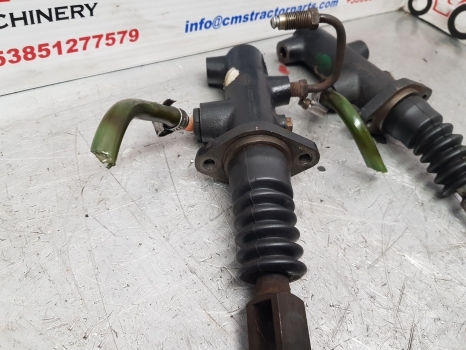 Lamborghini 1106 Same Brake Master Cylinder Pump Pair 0.257.6638.4/10, 1408811 - Brzdové díly pro Traktor: obrázek 3 Lamborghini 1106 Same Brake Master Cylinder Pump Pair 0.257.6638.4/10, 1408811 - Brzdové díly pro Traktor: obrázek 3