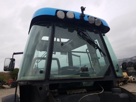 Landini Mythos Series Mythos 100, Mythos 105, Mythos 115 Cab Complete - Kabina pro Traktor: obrázek 4 Landini Mythos Series Mythos 100, Mythos 105, Mythos 115 Cab Complete - Kabina pro Traktor: obrázek 4
