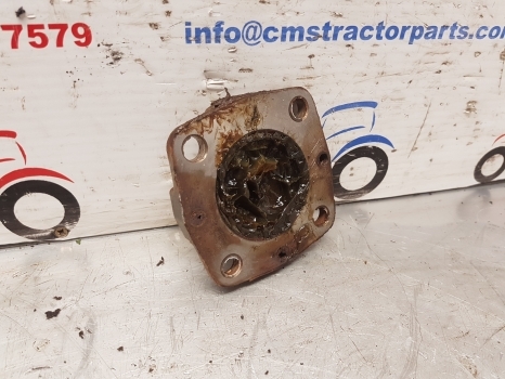 Landini Vision 95, 105 Front Axle King Pin Top Cover 3557986m1 - Přední náprava pro Traktor: obrázek 1 Landini Vision 95, 105 Front Axle King Pin Top Cover 3557986m1 - Přední náprava pro Traktor: obrázek 1