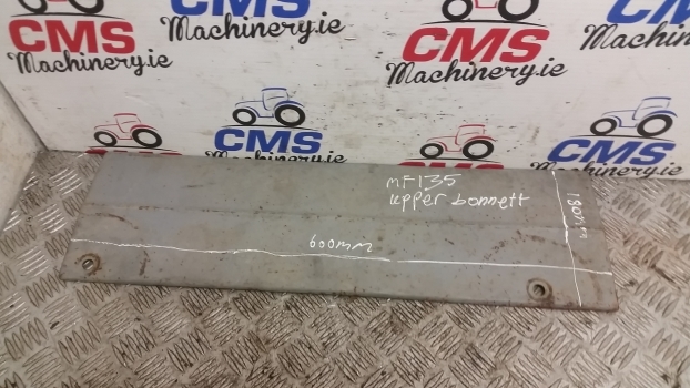 Massey Ferguson 135 Top Bonnet Hood Panel. Please Check By Photos. - Kapota pro Traktor: obrázek 1 Massey Ferguson 135 Top Bonnet Hood Panel. Please Check By Photos. - Kapota pro Traktor: obrázek 1