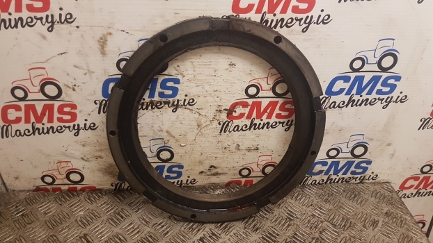 Massey Ferguson 2620 Rear Axle Brake Plate 1610205m2 - Brzdové díly pro Traktor: obrázek 1 Massey Ferguson 2620 Rear Axle Brake Plate 1610205m2 - Brzdové díly pro Traktor: obrázek 1