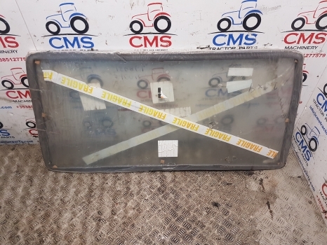 Massey Ferguson 300, 350, 375, 390, 398, 399 Cab Glass Rear Window 3477716m1 - Okno a díly pro Traktor: obrázek 2 Massey Ferguson 300, 350, 375, 390, 398, 399 Cab Glass Rear Window 3477716m1 - Okno a díly pro Traktor: obrázek 2
