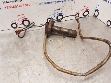 Massey Ferguson 3000, 5400, 6100, 6200, 6400 Ser 6160 Load Sensor Pin 3713763m1 - Senzor pro Traktor: obrázek 3 Massey Ferguson 3000, 5400, 6100, 6200, 6400 Ser 6160 Load Sensor Pin 3713763m1 - Senzor pro Traktor: obrázek 3