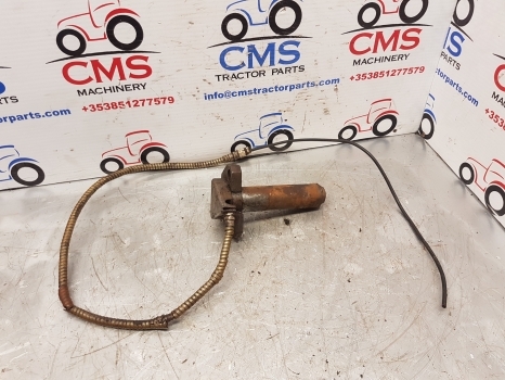 Massey Ferguson 3000, 5400, 6100, 6200 Ser 6150, 6160 Load Sensor Pin 3713763m1 - Senzor pro Traktor: obrázek 1 Massey Ferguson 3000, 5400, 6100, 6200 Ser 6150, 6160 Load Sensor Pin 3713763m1 - Senzor pro Traktor: obrázek 1